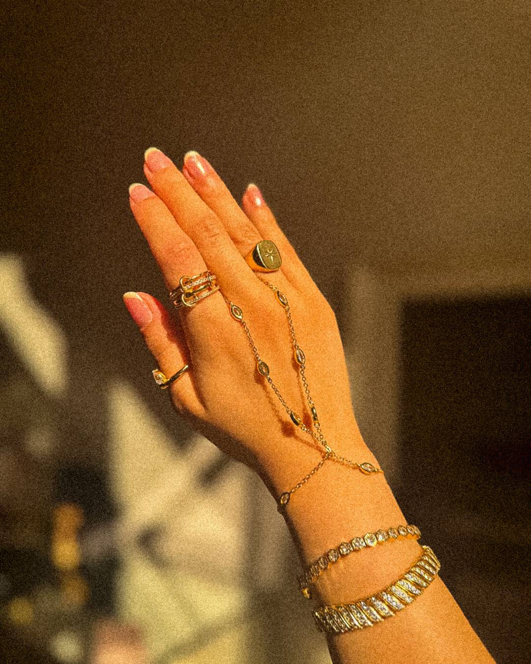 Onda Luminosa Hand Chain